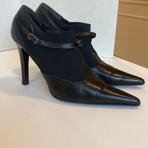 Massimo Baldi Black Pointed Toe Leather/Fabric Bootie Size 10R